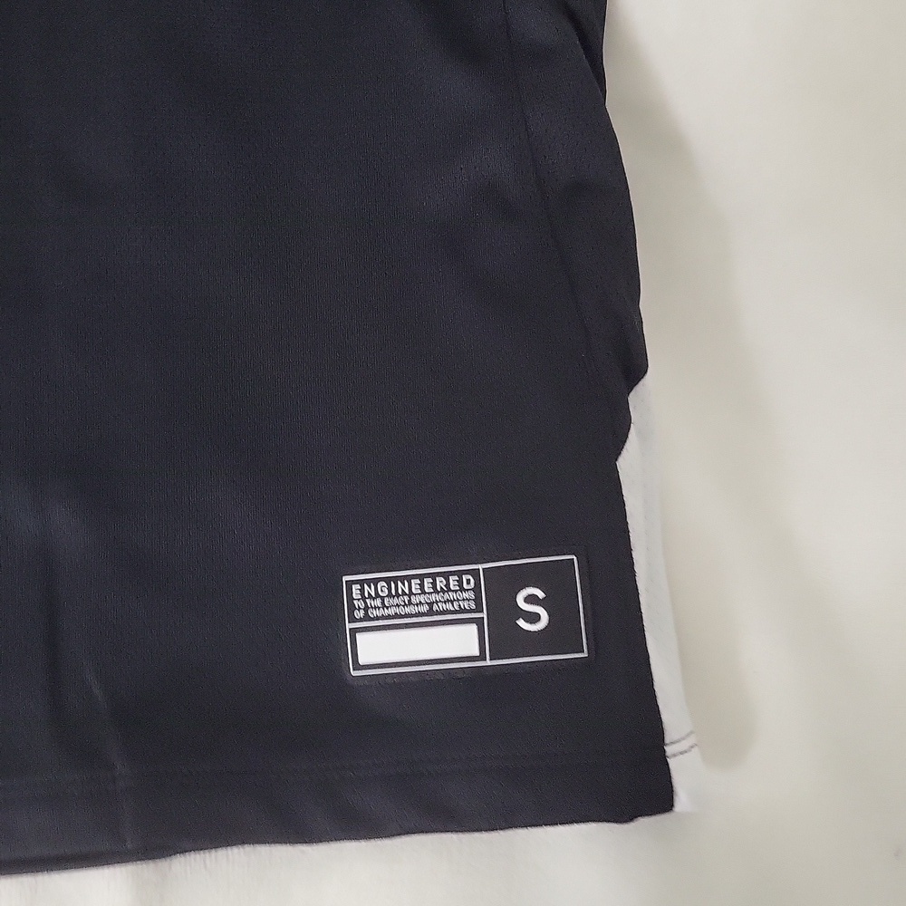 Nike Women's Black and White Athletic Tank Top - Picture 6 of 6